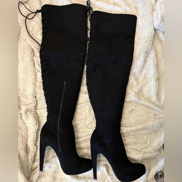 Adley thigh high black faux suede boots size 8.5 NWOT - Picture 1 of 8